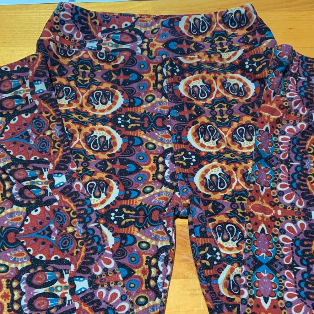 LuLaRoe Multicolor Abstract Leggings